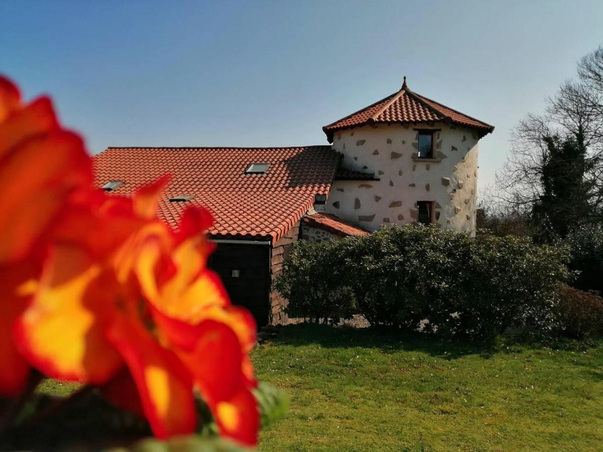 La Grange Ancienne Bed & Breakfast Montrollet Екстериор снимка